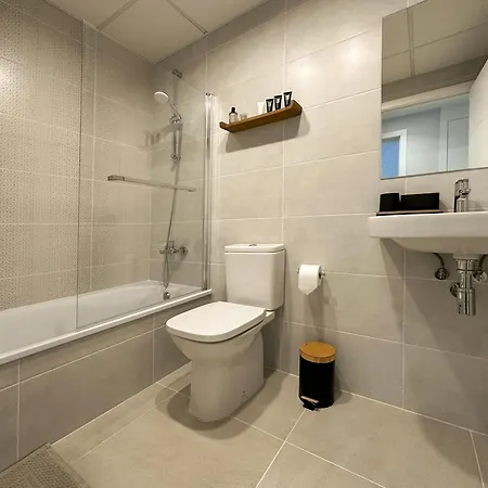 La Perla De Aranya - Apartment